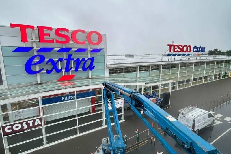 Sign Maintenance